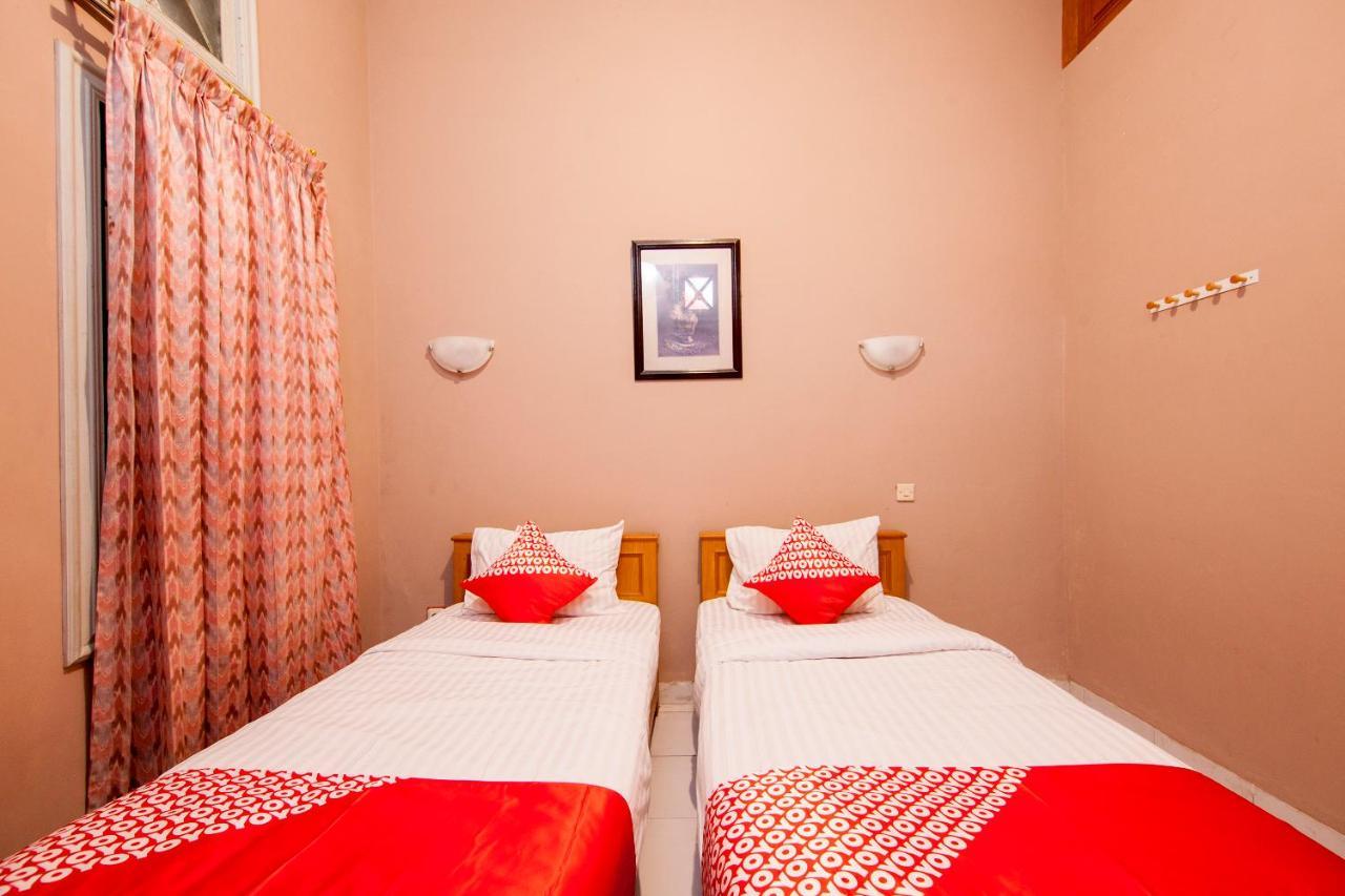 Oyo 1286 Syariah Aceh House Hotel Medan